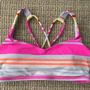 Lululemon Free to Be Bra, Size 6